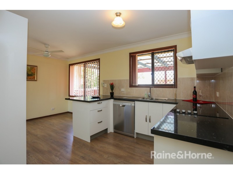7 Trumper Place, Windradyne NSW 2795