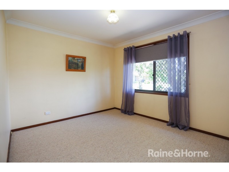 7 Trumper Place, Windradyne NSW 2795