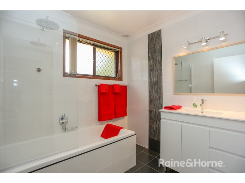 7 Trumper Place, Windradyne NSW 2795