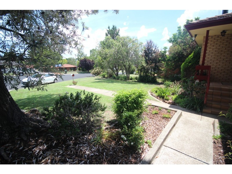 7 Trumper Place, Windradyne NSW 2795
