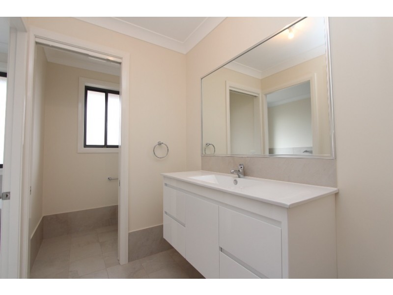68 Wentworth Drive, Kelso NSW 2795