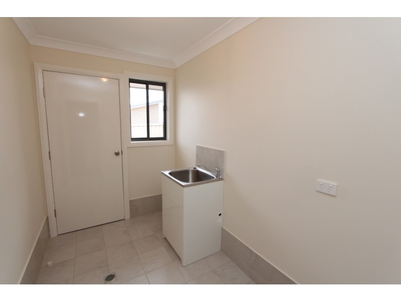 68 Wentworth Drive, Kelso NSW 2795