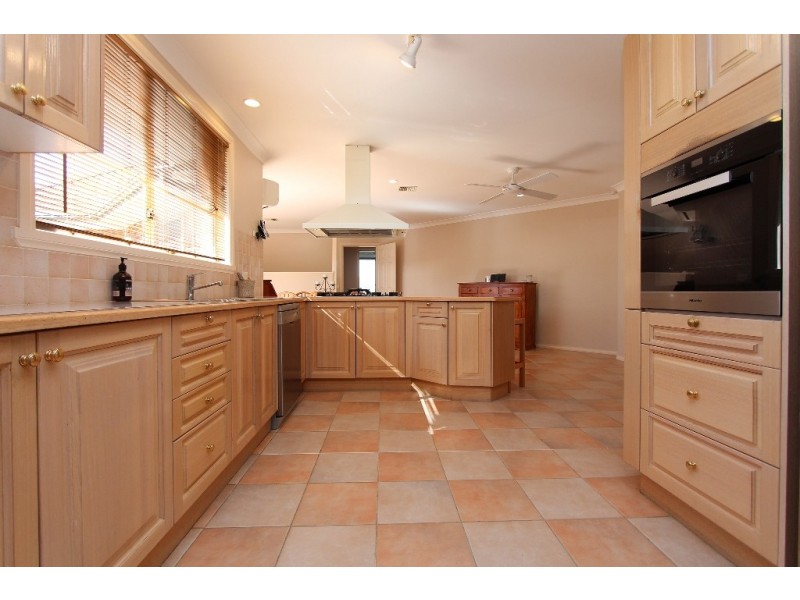 387 Russell Street, Bathurst NSW 2795