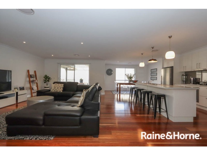 42 Cheviot Drive, Kelso NSW 2795