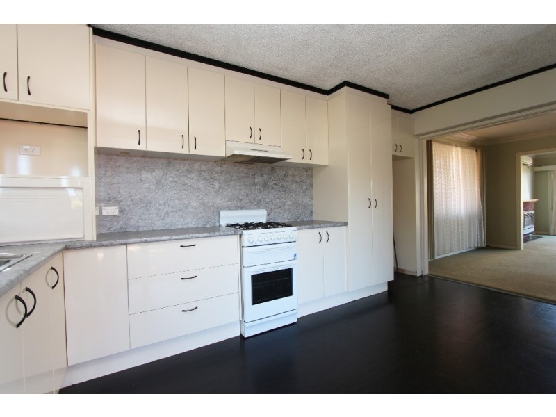 31 Hill Street, Bathurst NSW 2795