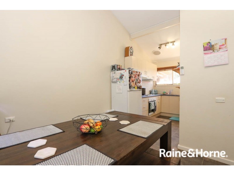 4 Middlemiss Place, Windradyne NSW 2795