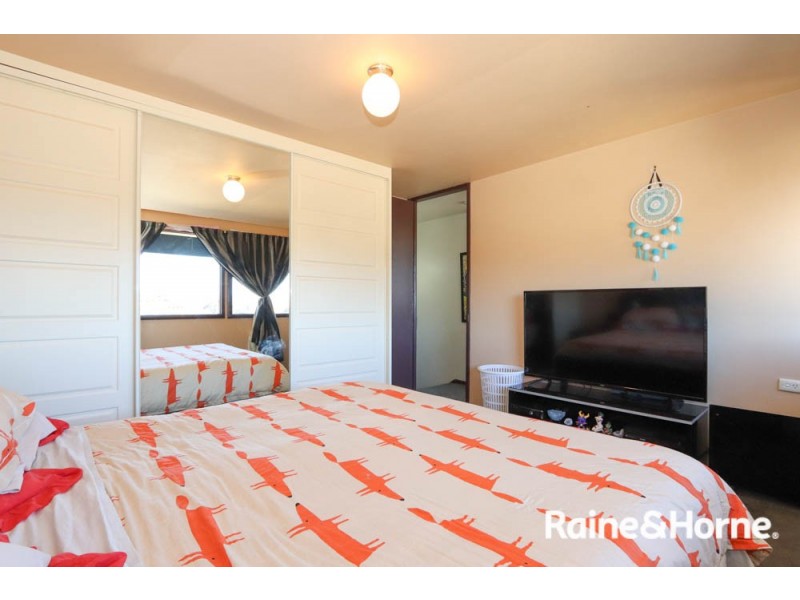 4 Middlemiss Place, Windradyne NSW 2795