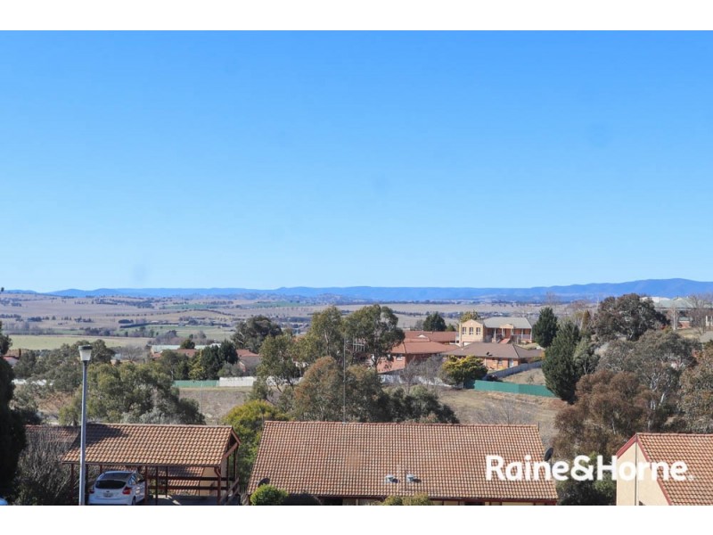 4 Middlemiss Place, Windradyne NSW 2795