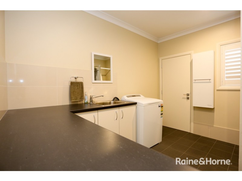 1 Miller Street, Windradyne NSW 2795