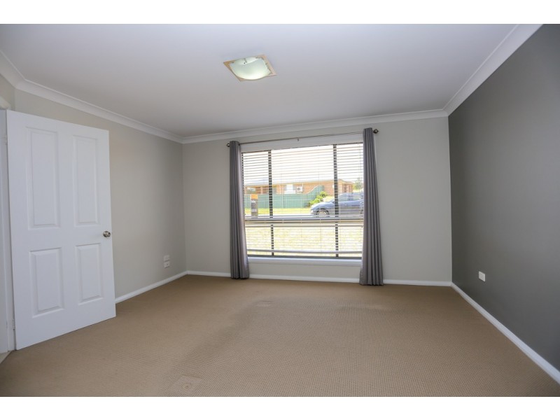 56 Emerald Drive, Kelso NSW 2795