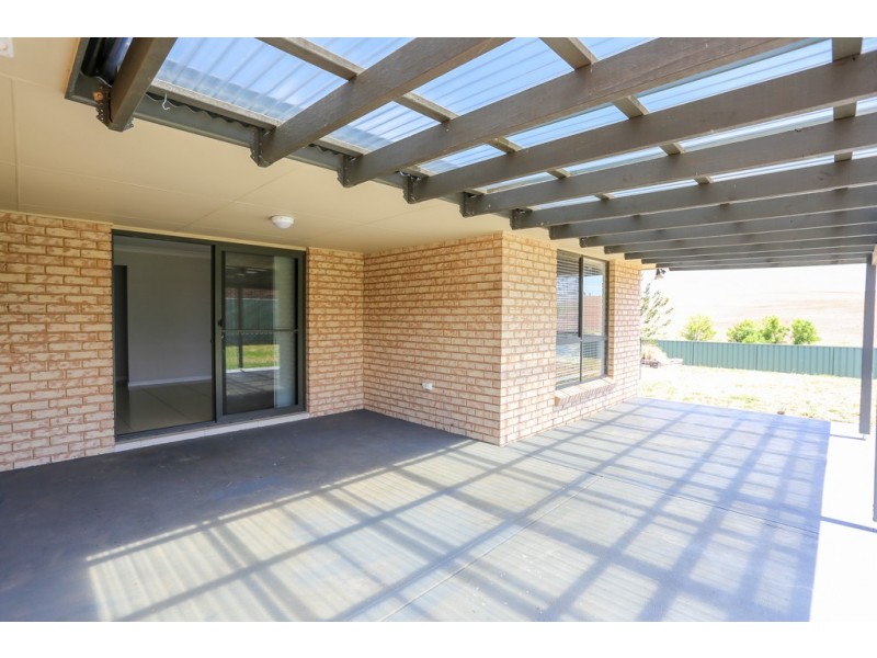 56 Emerald Drive, Kelso NSW 2795