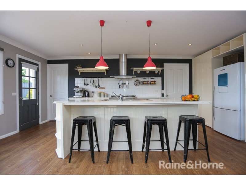 37 Cheviot Drive, Kelso NSW 2795