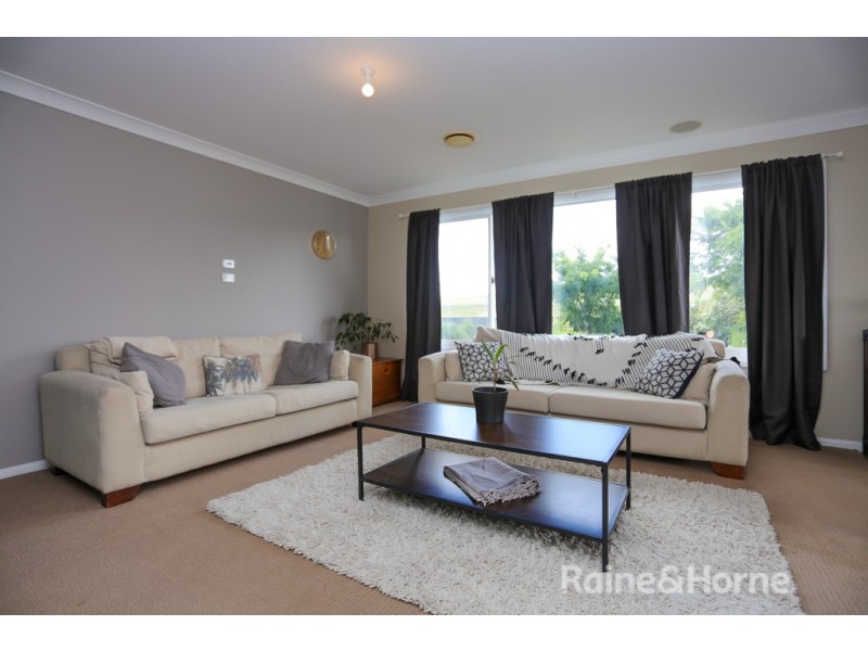 37 Cheviot Drive, Kelso NSW 2795