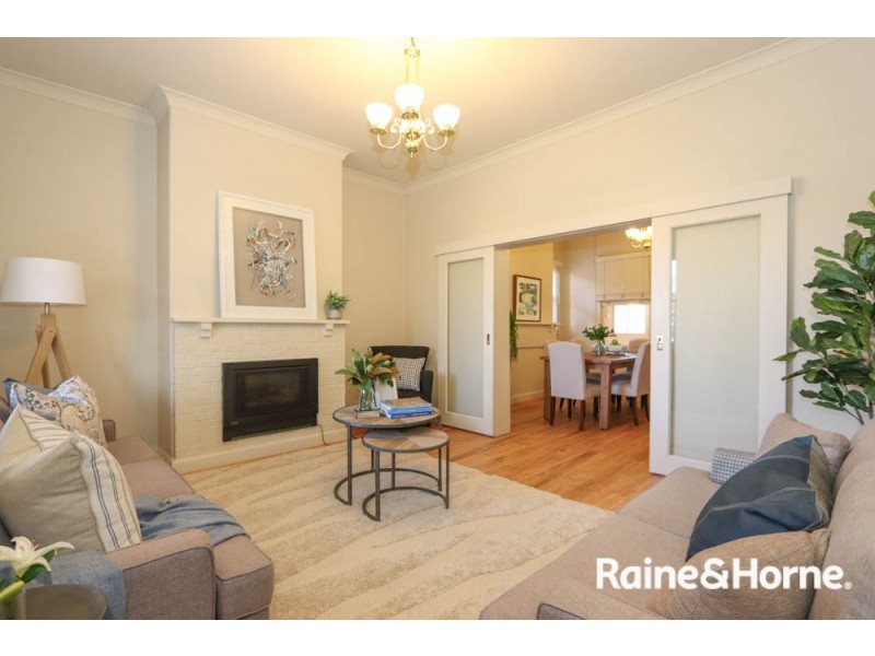 178 Piper Street, Bathurst NSW 2795