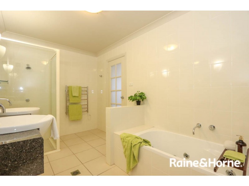 178 Piper Street, Bathurst NSW 2795