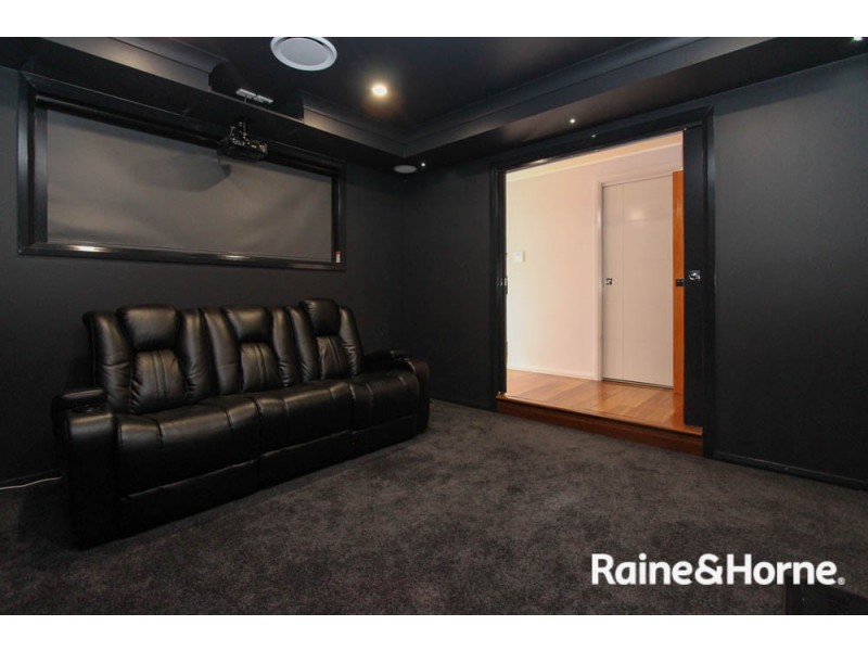 11 Keane Drive, Kelso NSW 2795