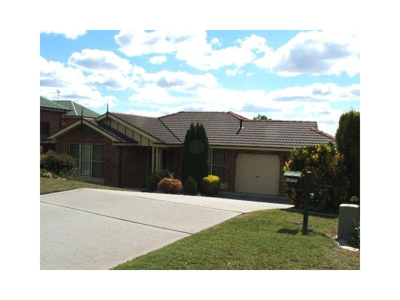 6 Sherman Pl, Bathurst NSW 2795