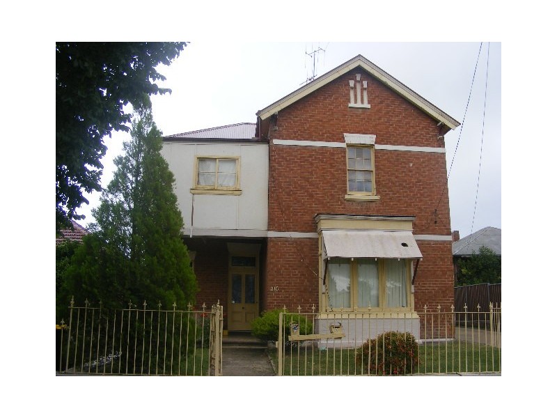 3/216  Russell, Bathurst NSW 2795