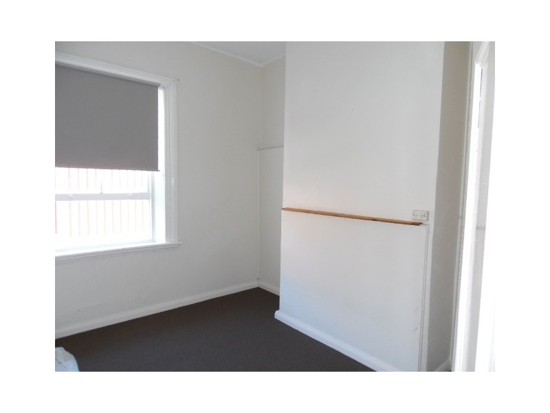 3/216  Russell, Bathurst NSW 2795