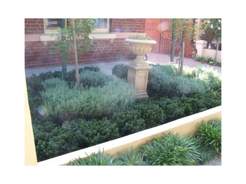 169 Keppel St, Bathurst NSW 2795