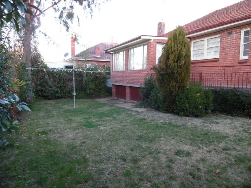 79 Brilliant St, Bathurst NSW 2795