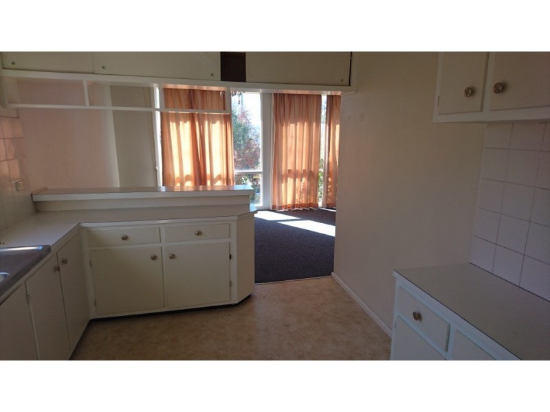 196 Brilliant St, Bathurst NSW 2795
