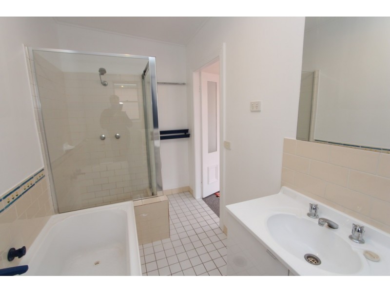 138 Lambert St, Bathurst NSW 2795
