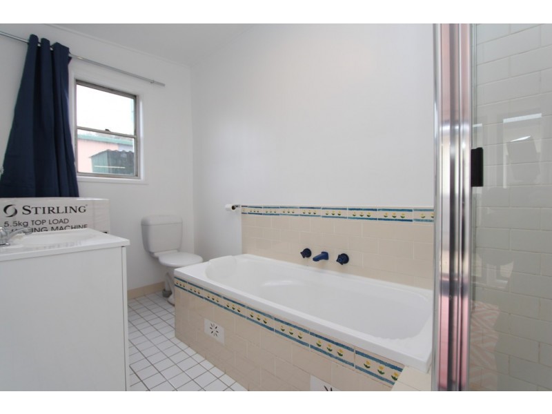 138 Lambert St, Bathurst NSW 2795