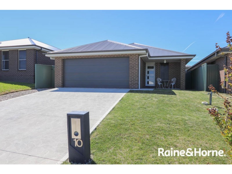 10 Grimes Street, Windradyne NSW 2795