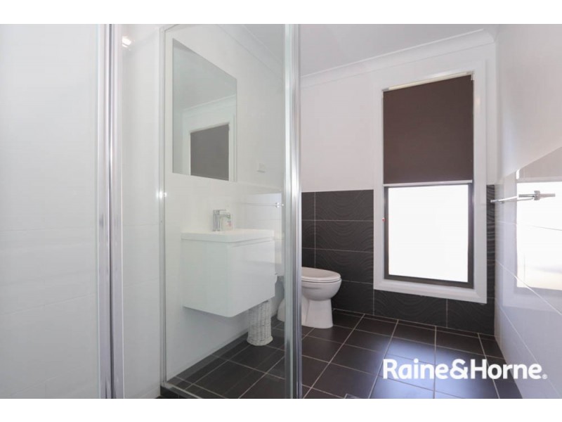 10 Grimes Street, Windradyne NSW 2795