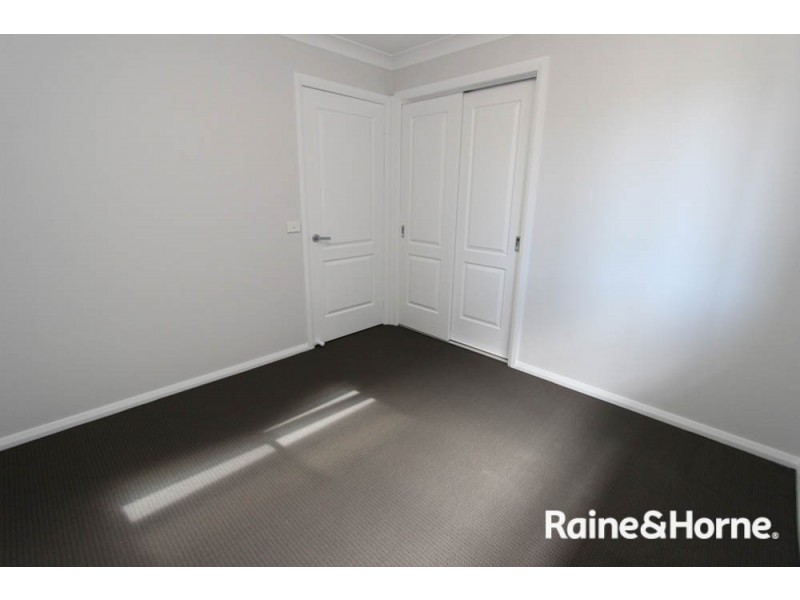 10 Grimes Street, Windradyne NSW 2795