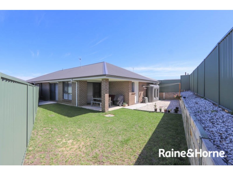 10 Grimes Street, Windradyne NSW 2795