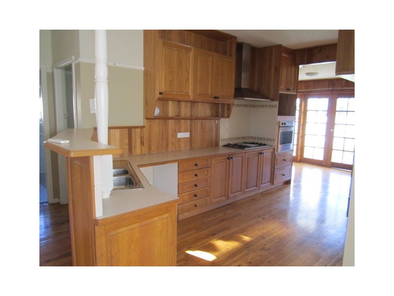 26 Durham St, Bathurst NSW 2795