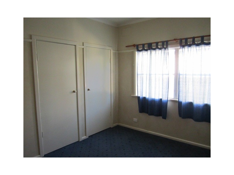 26 Durham St, Bathurst NSW 2795
