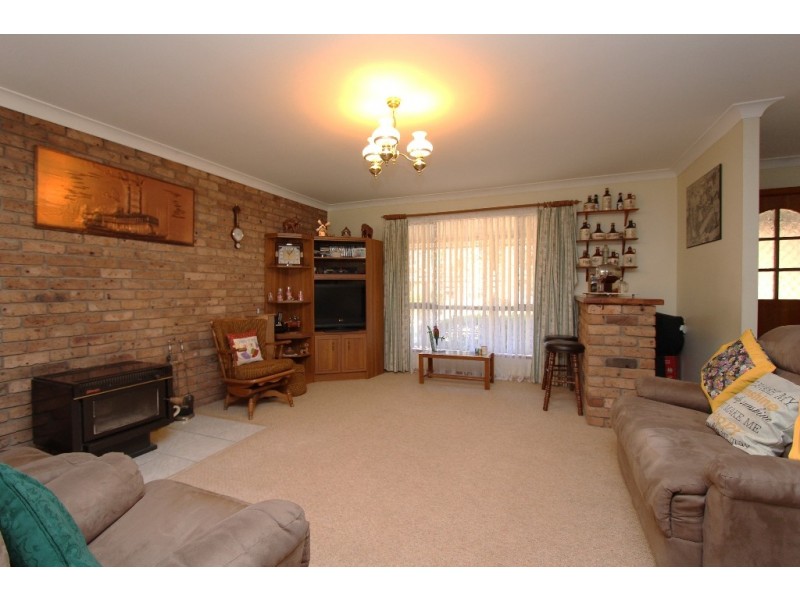 9 Bathurst Street, Perthville NSW 2795