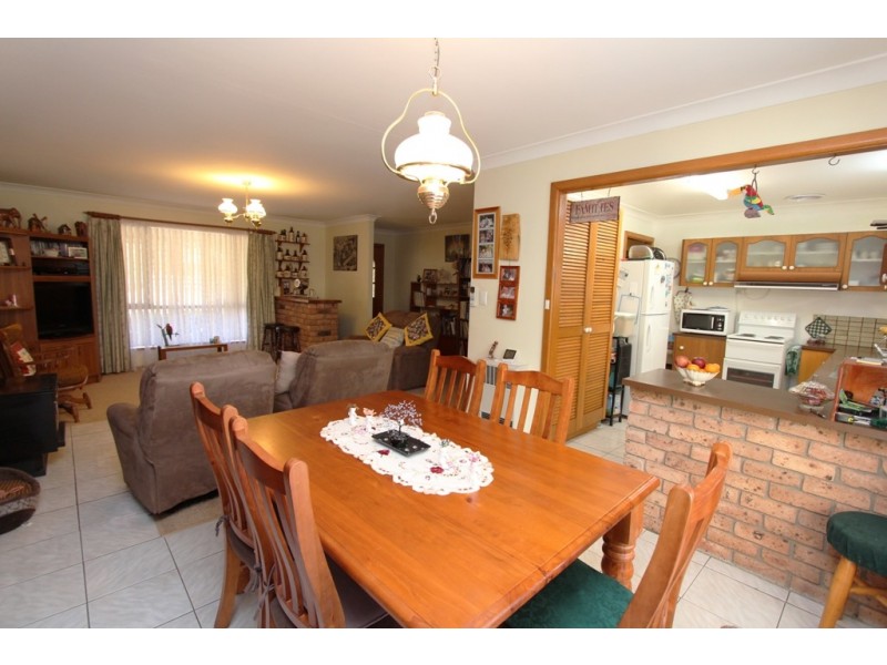 9 Bathurst Street, Perthville NSW 2795