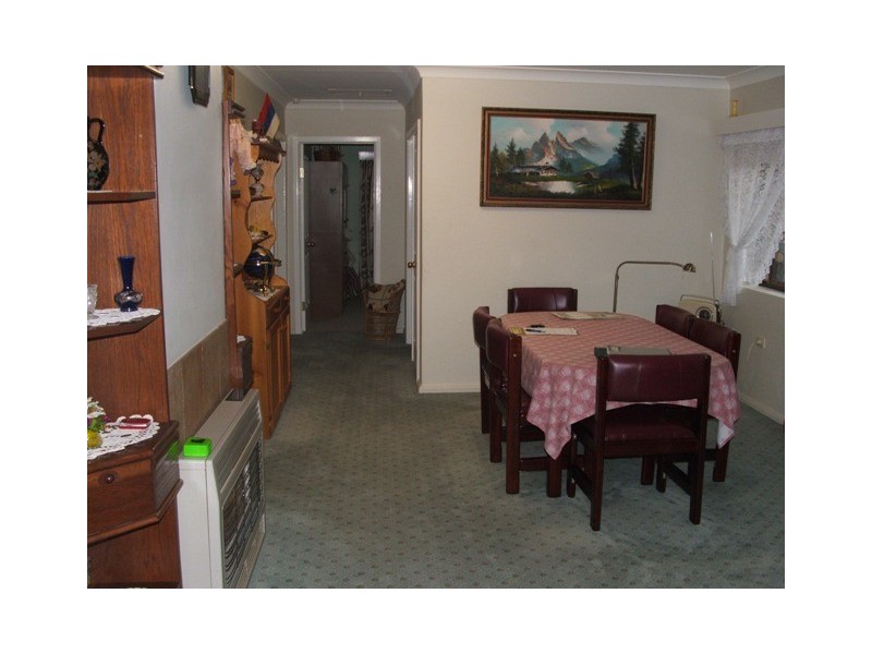 24 Kefford St, Bathurst NSW 2795