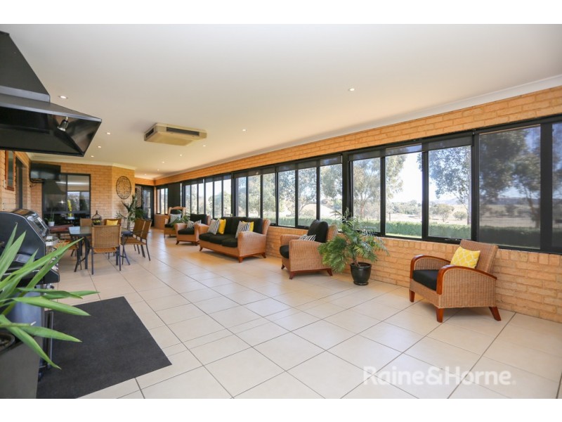59 Clear Creek Road, Clear Creek NSW 2795