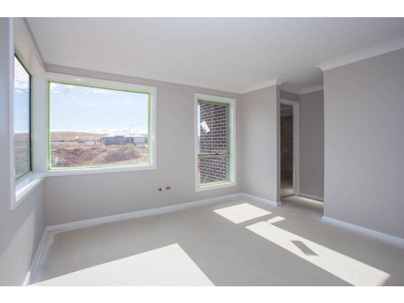 7 IGNATIUS PLACE, Kelso NSW 2795