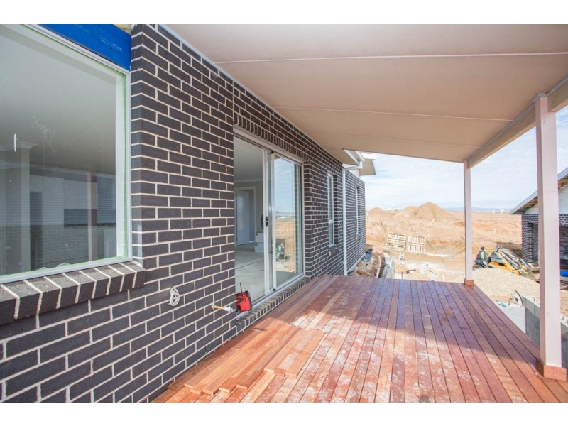7 IGNATIUS PLACE, Kelso NSW 2795