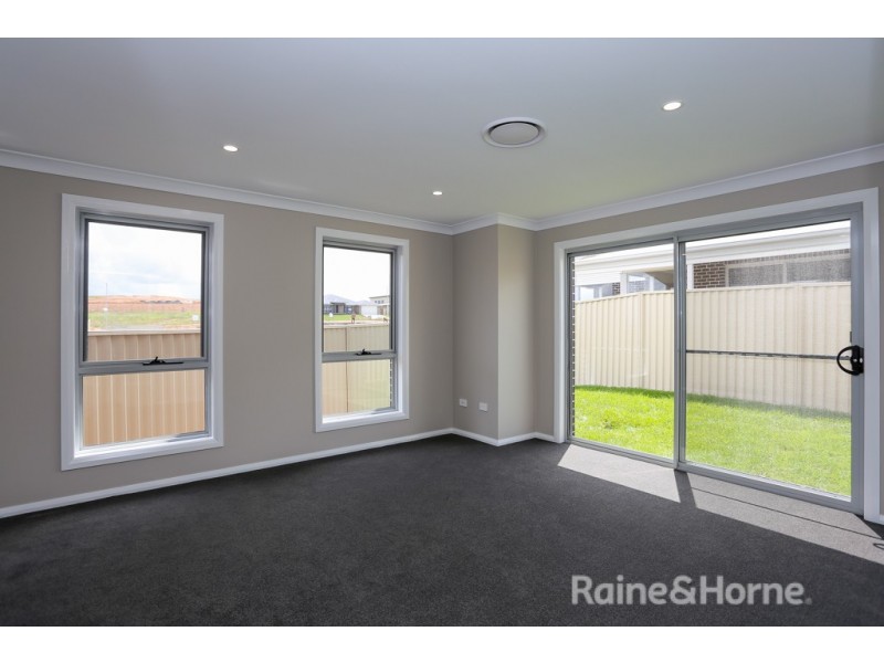 7C Ignatius Place, Kelso NSW 2795
