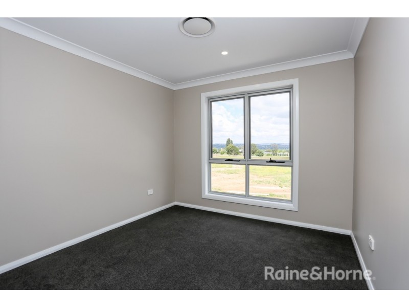 7C Ignatius Place, Kelso NSW 2795