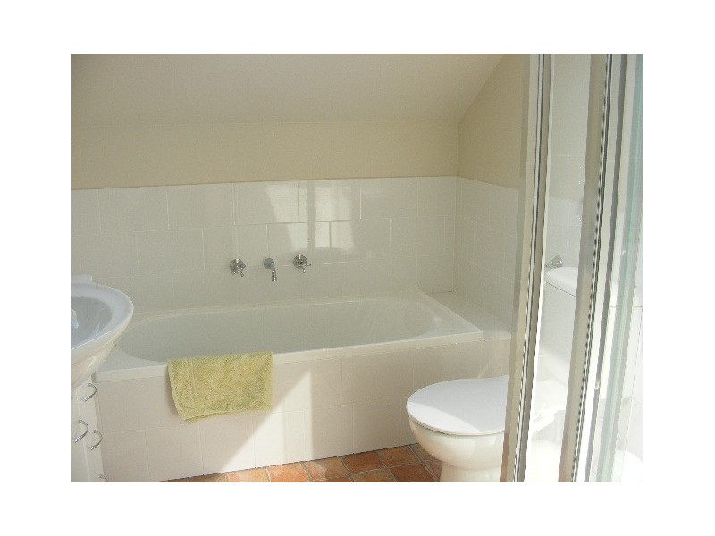 27 Stewart St  (Pin Oaks), Bathurst NSW 2795