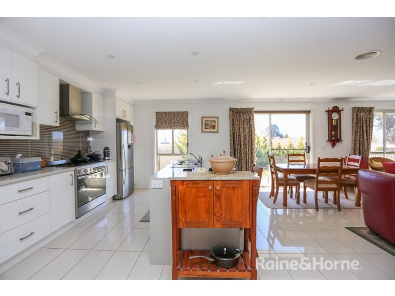 1A Abercrombie Drive, Abercrombie NSW 2795