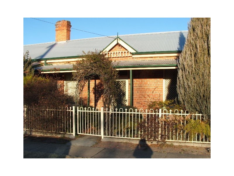 36 Rankin, Bathurst NSW 2795