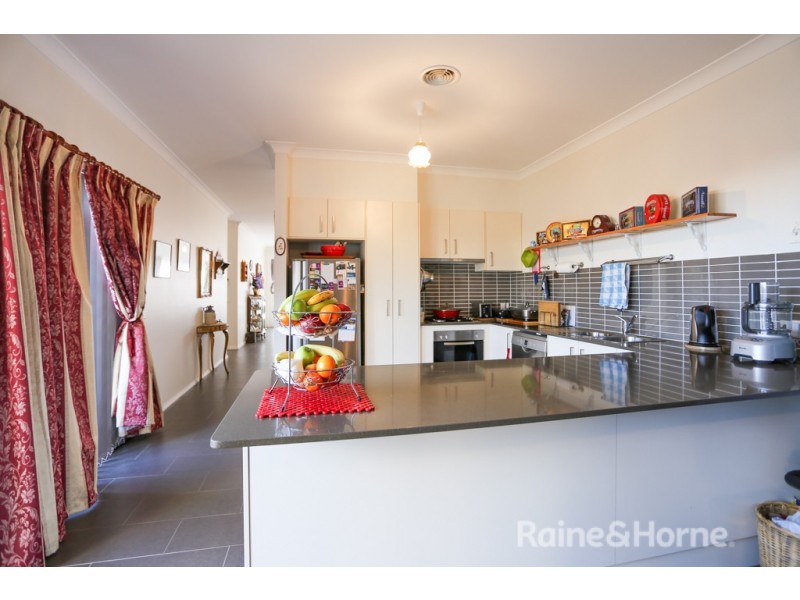 1/17 Marsden Lane, Kelso NSW 2795