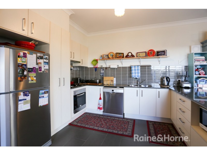 1/17 Marsden Lane, Kelso NSW 2795