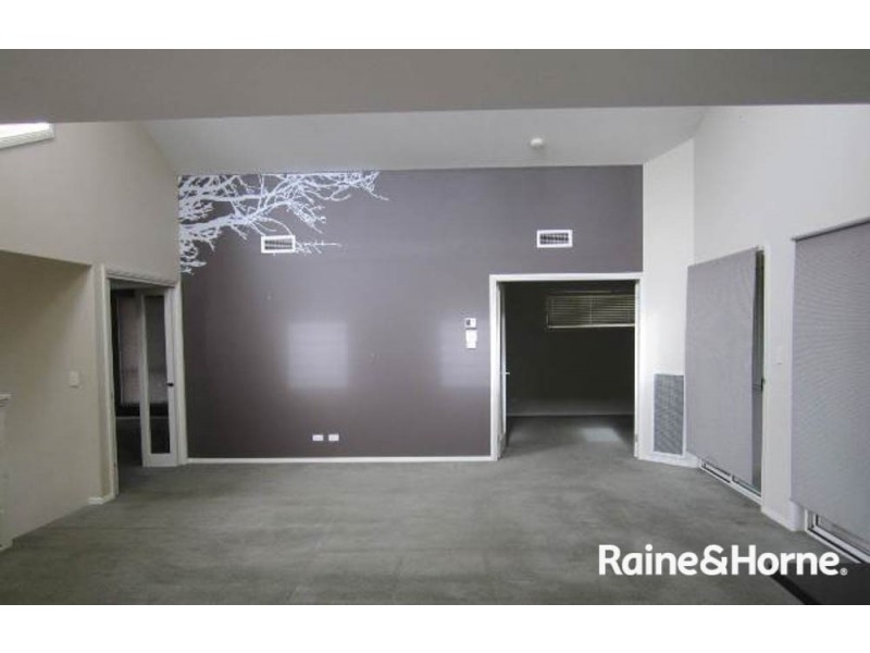 9 Napier Street, West Bathurst NSW 2795