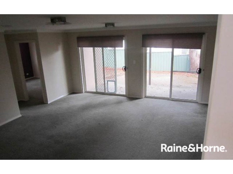 9 Napier Street, West Bathurst NSW 2795