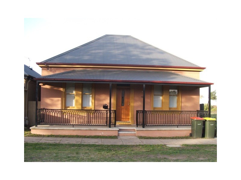 141 Keppel Street, Bathurst NSW 2795